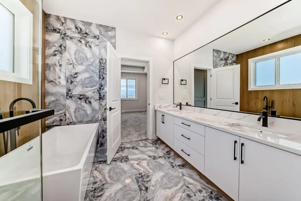 15 Vincent Gate Sylvan Lake AB T4S 0V7