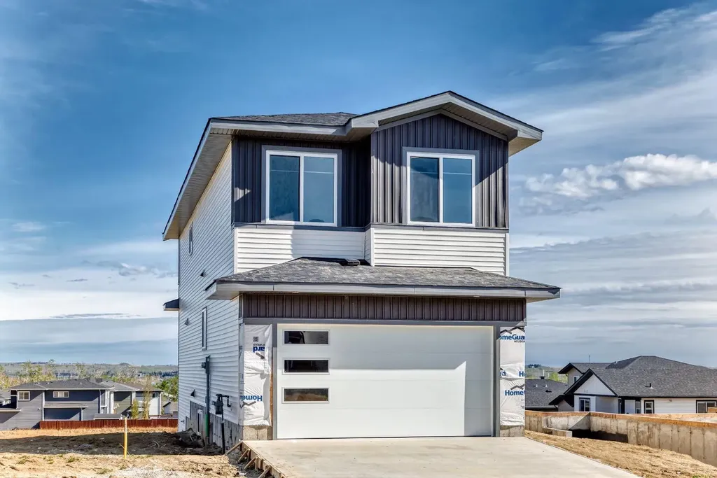 15 Vincent Gate Sylvan Lake AB T4S 0V7