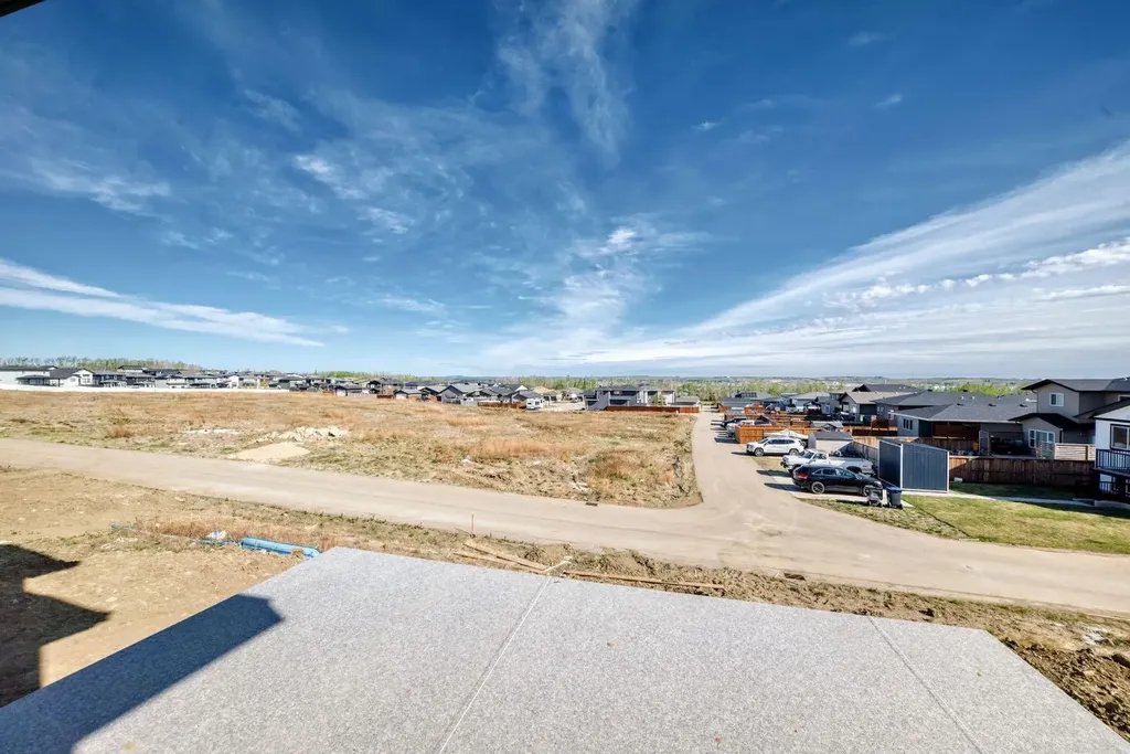 15 Vincent Gate Sylvan Lake AB T4S 0V7