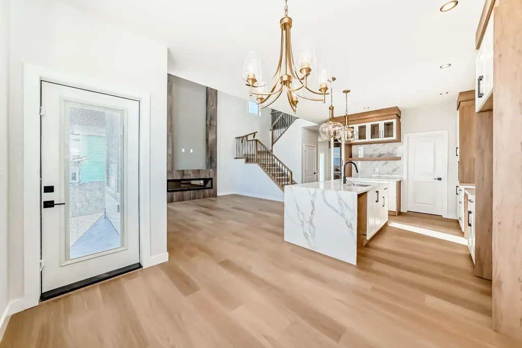 15 Vincent Gate Sylvan Lake AB T4S 0V7