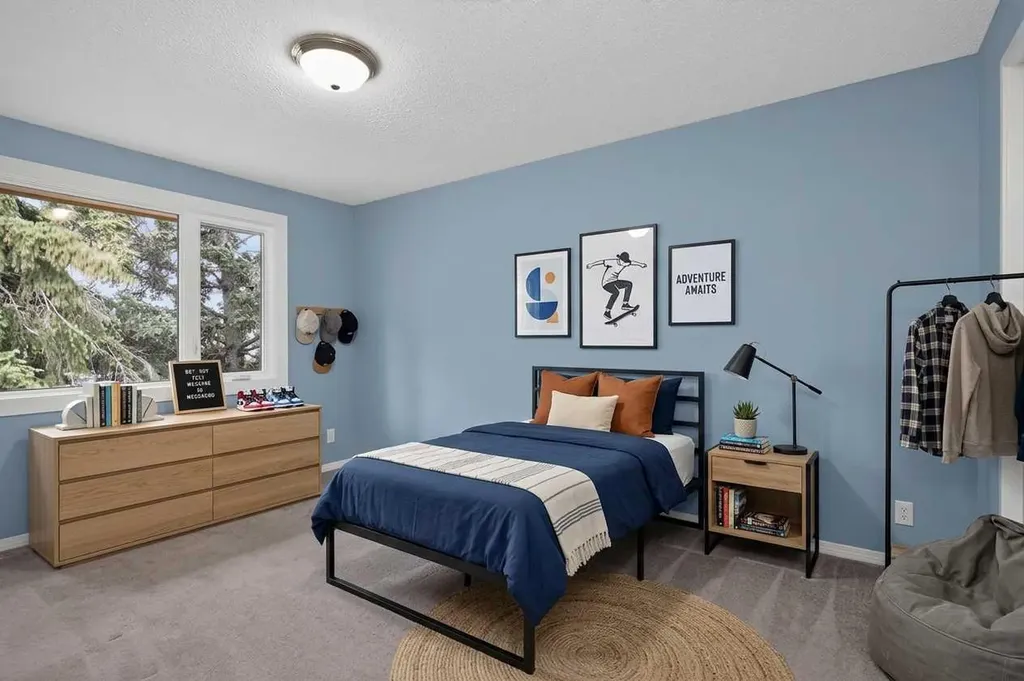 5202 Dalhousie Drive NW Calgary AB T3A 1B5