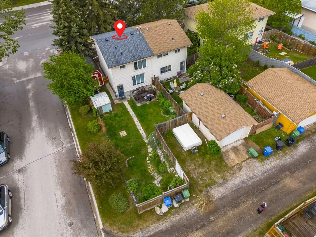 5202 Dalhousie Drive NW Calgary AB T3A 1B5