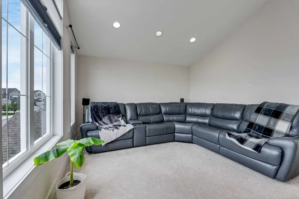 4 Legacy Court SE Calgary AB T2X 2E6