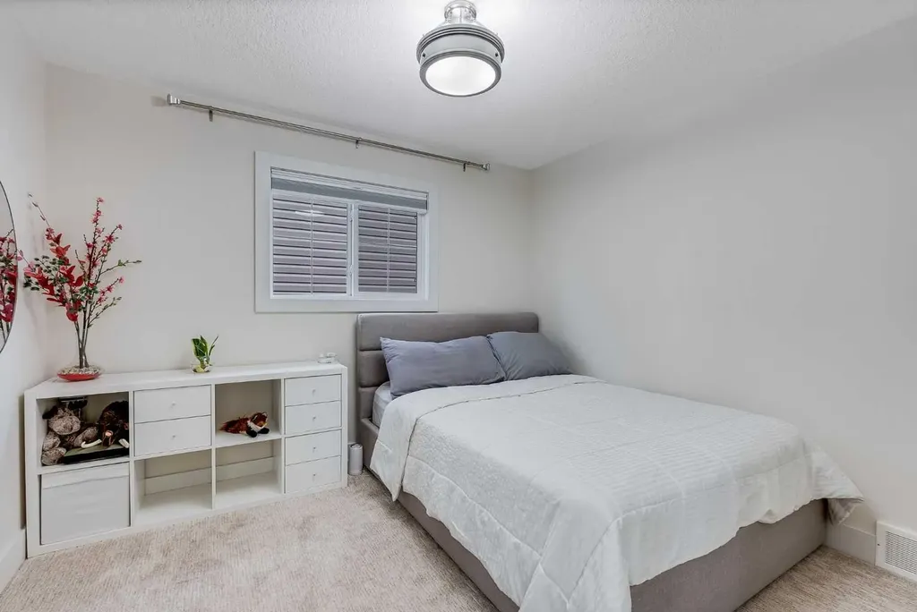 4 Legacy Court SE Calgary AB T2X 2E6