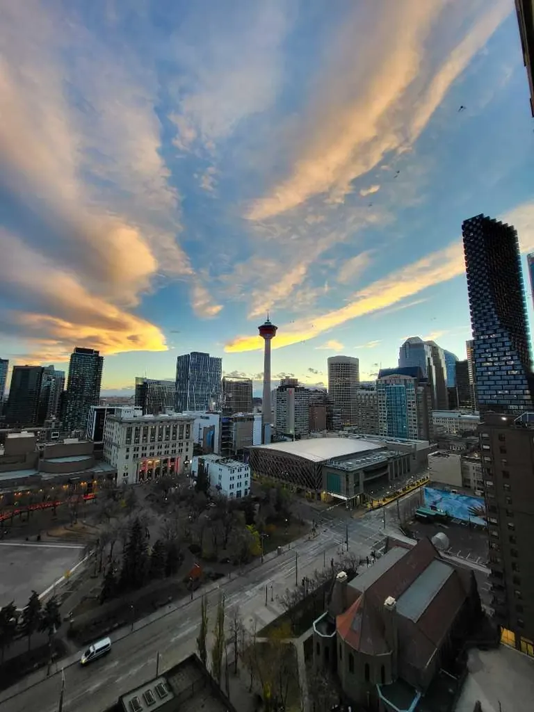 221 6 Avenue SE Calgary AB T2G4Z9