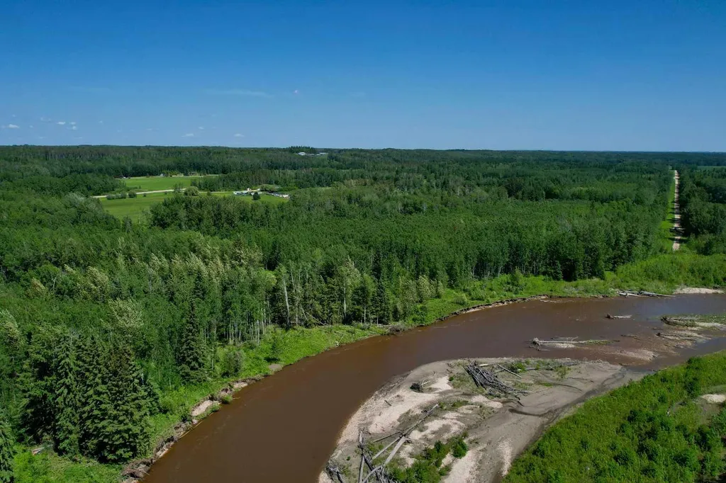 NW-18-62-6-5 Rural Woodlands County AB T0G 1A0