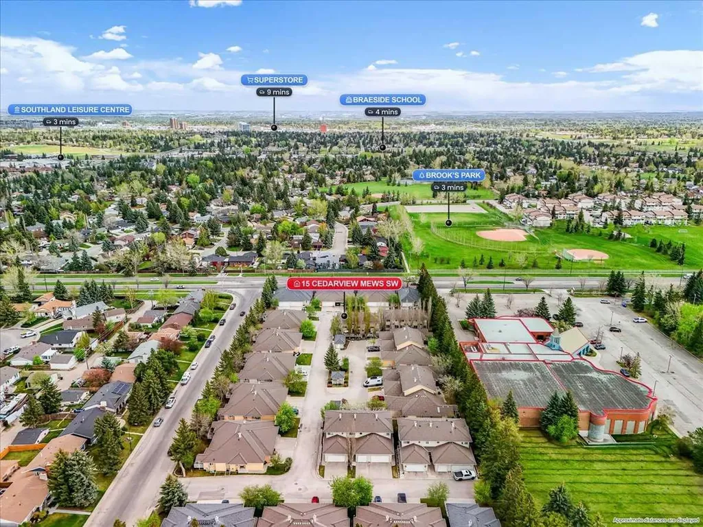 15 Cedarview Mews SW Calgary AB T2W6H8