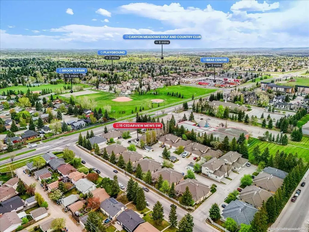 15 Cedarview Mews SW Calgary AB T2W6H8
