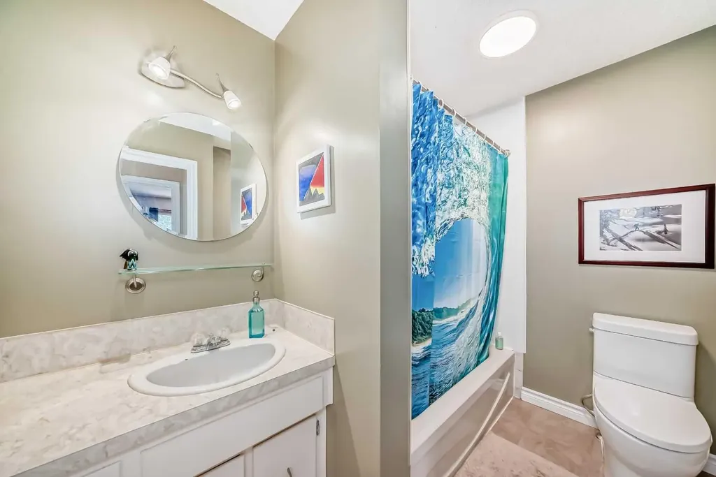 52 Beacham Road NW Calgary AB T3K 1S4