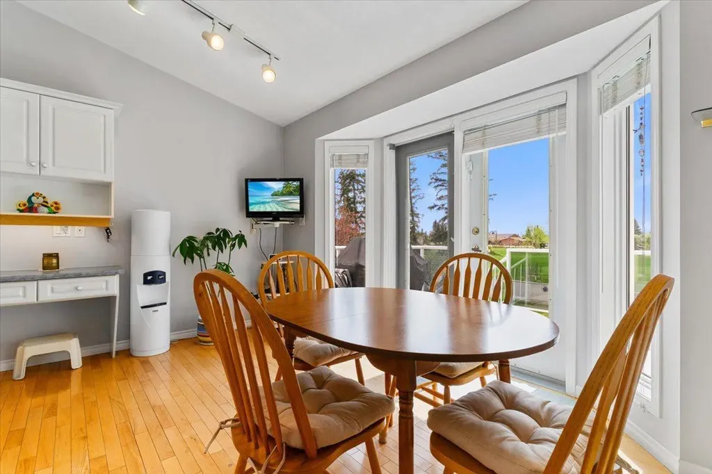 10233 114a Avenue Grande Prairie AB T8V 6Z4