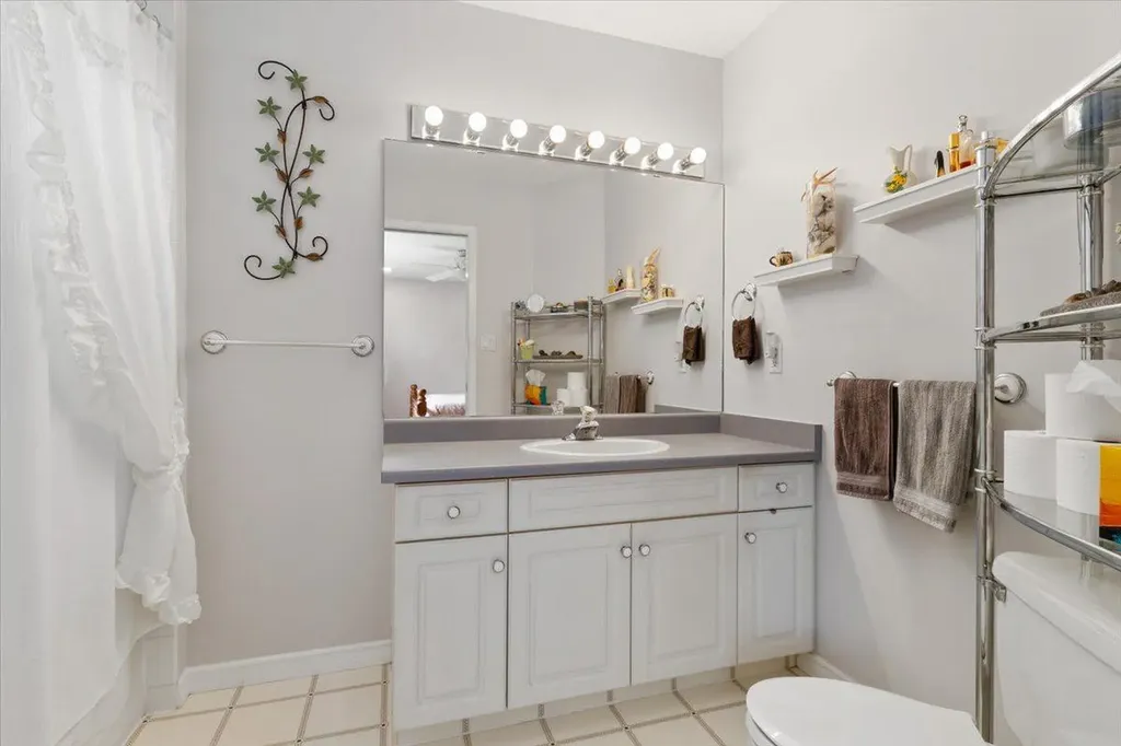 10233 114a Avenue Grande Prairie AB T8V 6Z4