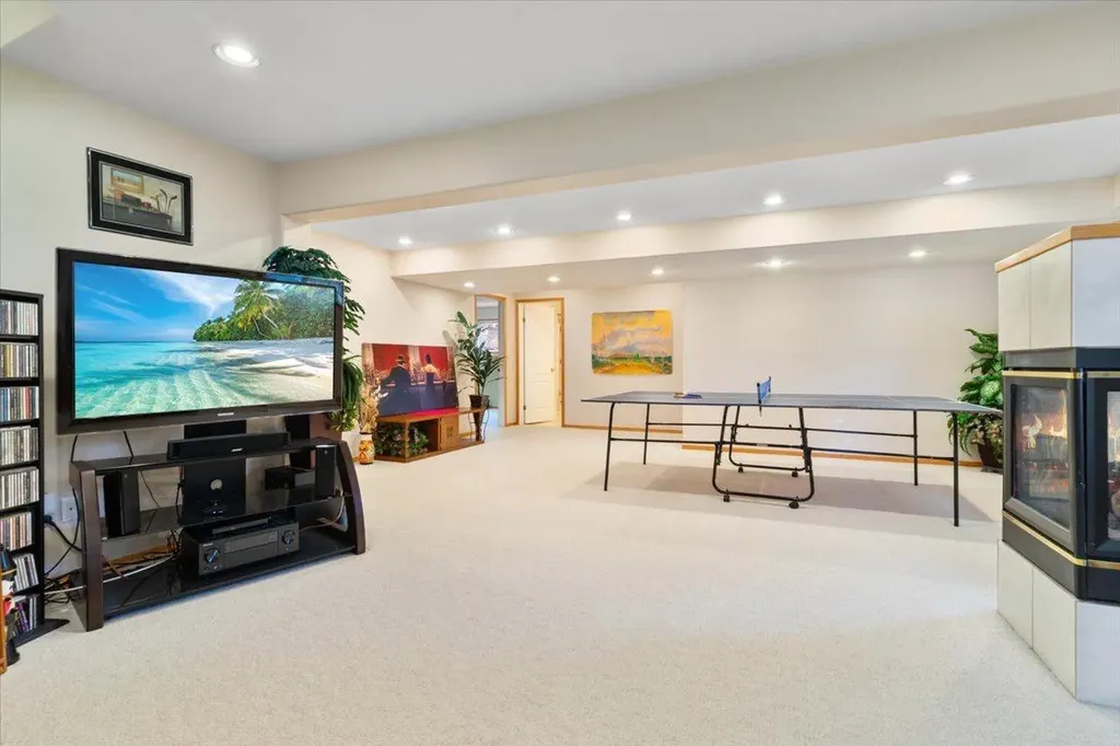10233 114a Avenue Grande Prairie AB T8V 6Z4