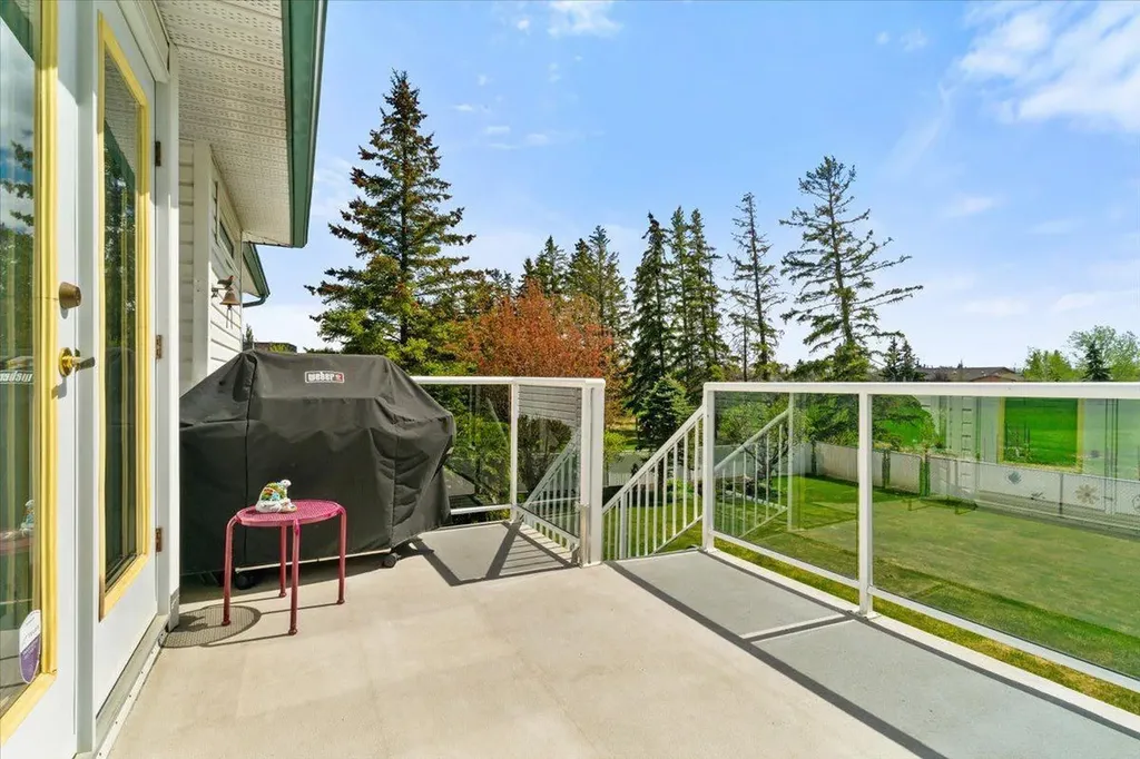 10233 114a Avenue Grande Prairie AB T8V 6Z4