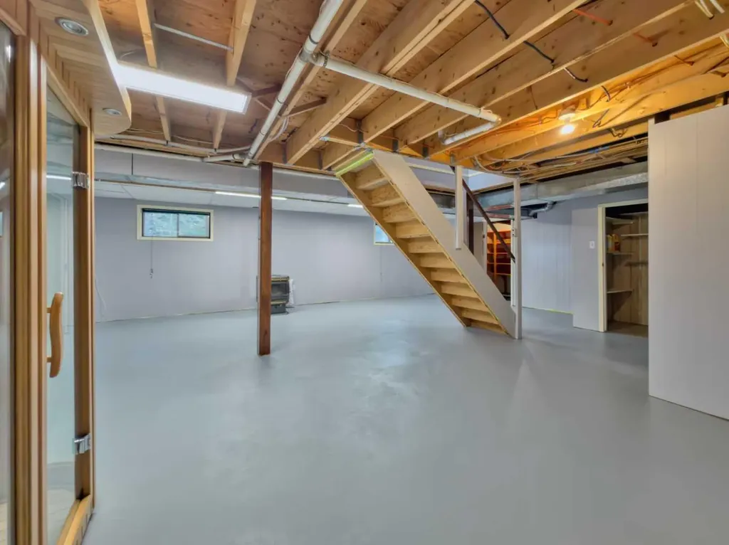 8126 20 Avenue Coleman AB T0K0M0