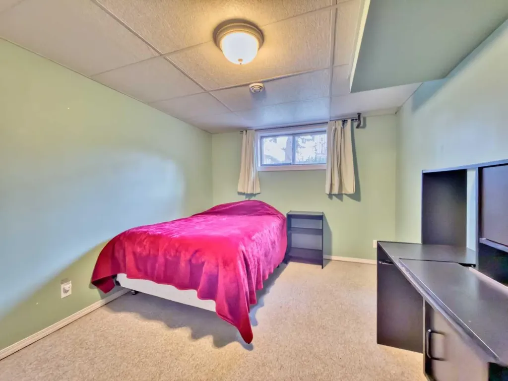 8126 20 Avenue Coleman AB T0K0M0