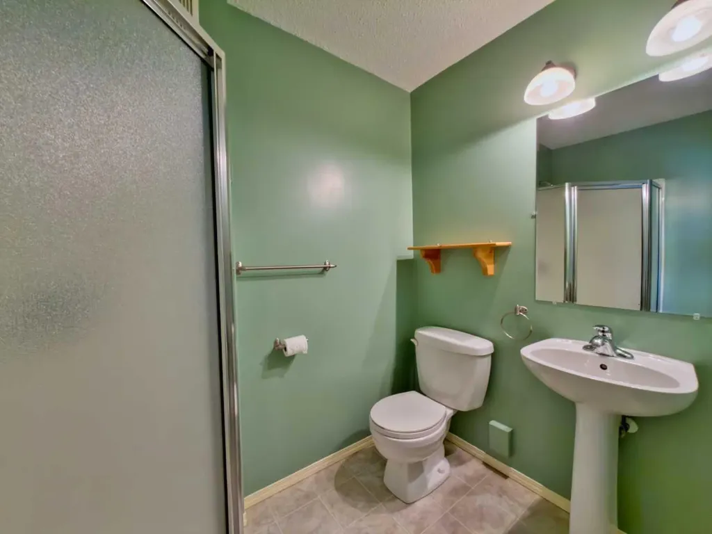 8126 20 Avenue Coleman AB T0K0M0
