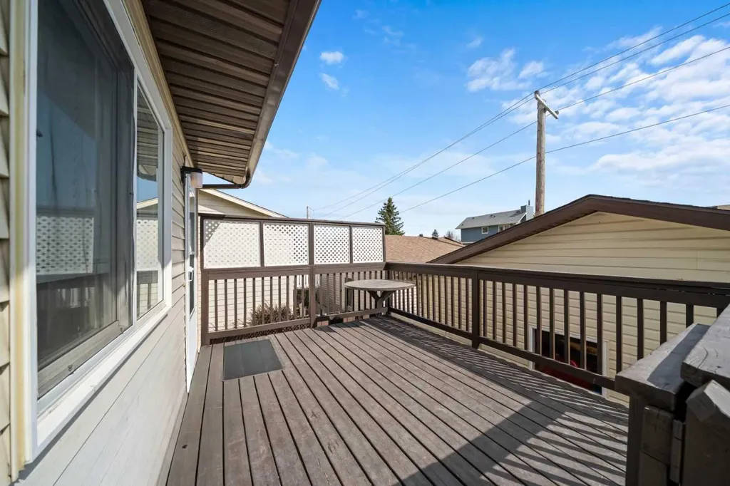 75 Bedford Drive NE Calgary AB T3K2N9