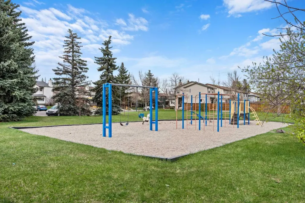 75 Bedford Drive NE Calgary AB T3K2N9