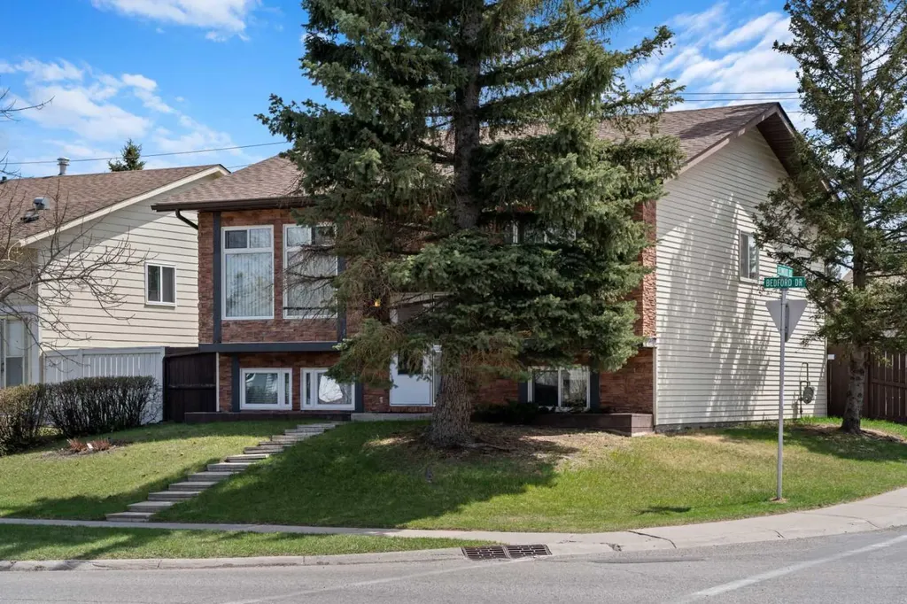 75 Bedford Drive NE Calgary AB T3K2N9