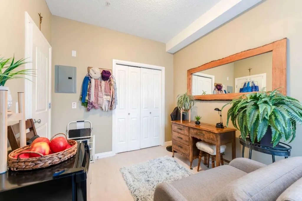 8 Prestwick Pond Terrace SE Calgary AB T2Z 4P3