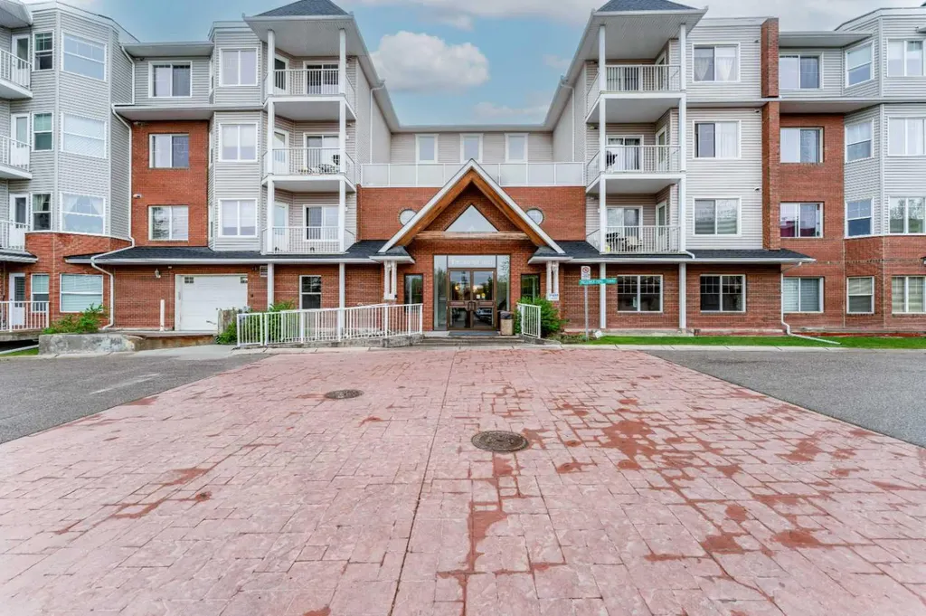 8 Prestwick Pond Terrace SE Calgary AB T2Z 4P3