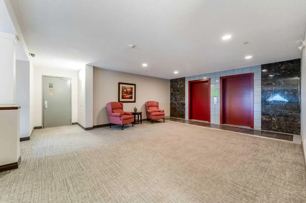 8 Prestwick Pond Terrace SE Calgary AB T2Z 4P3