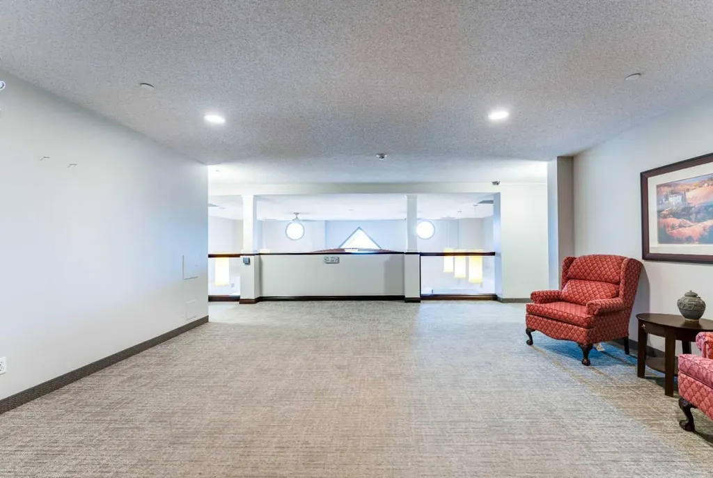 8 Prestwick Pond Terrace SE Calgary AB T2Z 4P3