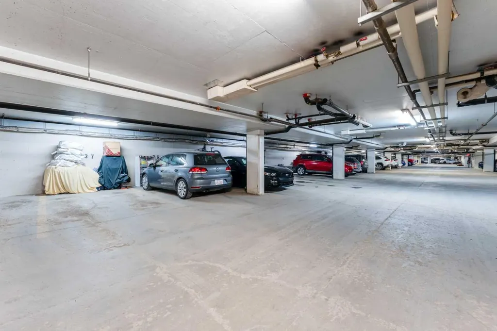 8 Prestwick Pond Terrace SE Calgary AB T2Z 4P3
