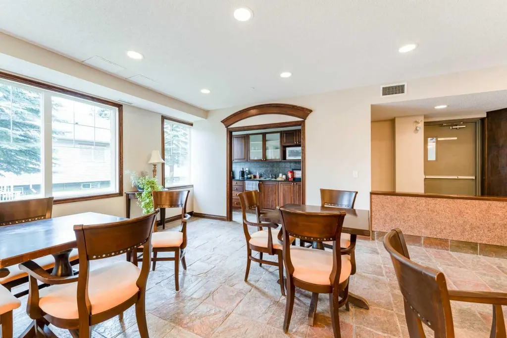 8 Prestwick Pond Terrace SE Calgary AB T2Z 4P3