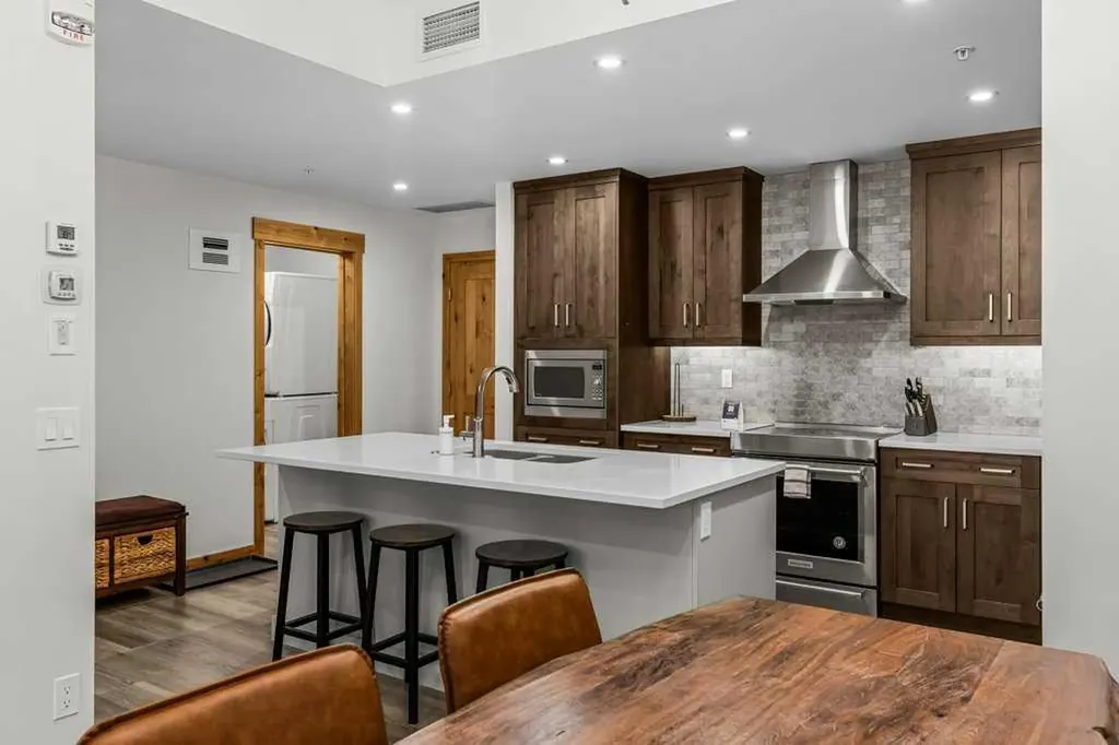 1012 Spring Creek Drive W Canmore AB T1W 0N1