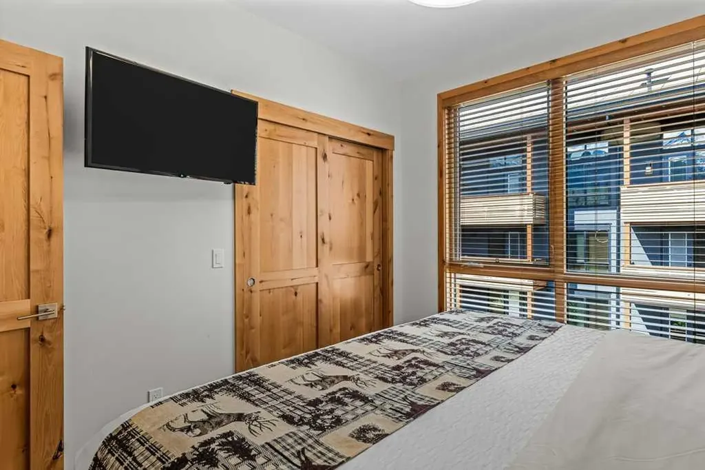 1012 Spring Creek Drive W Canmore AB T1W 0N1