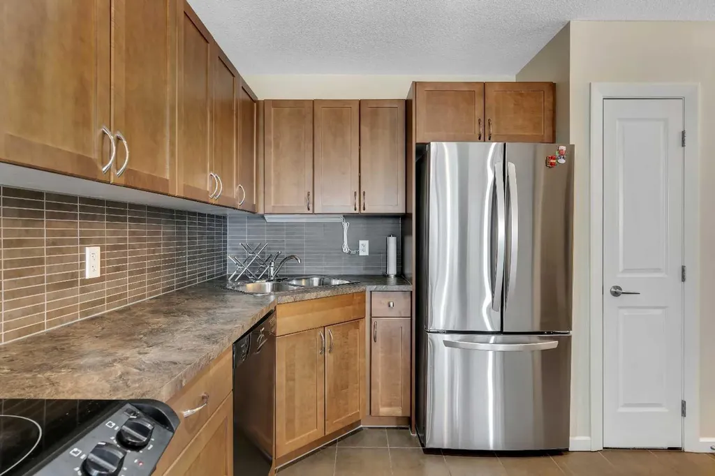 211 13 Avenue SE Calgary AB T2G 1E1