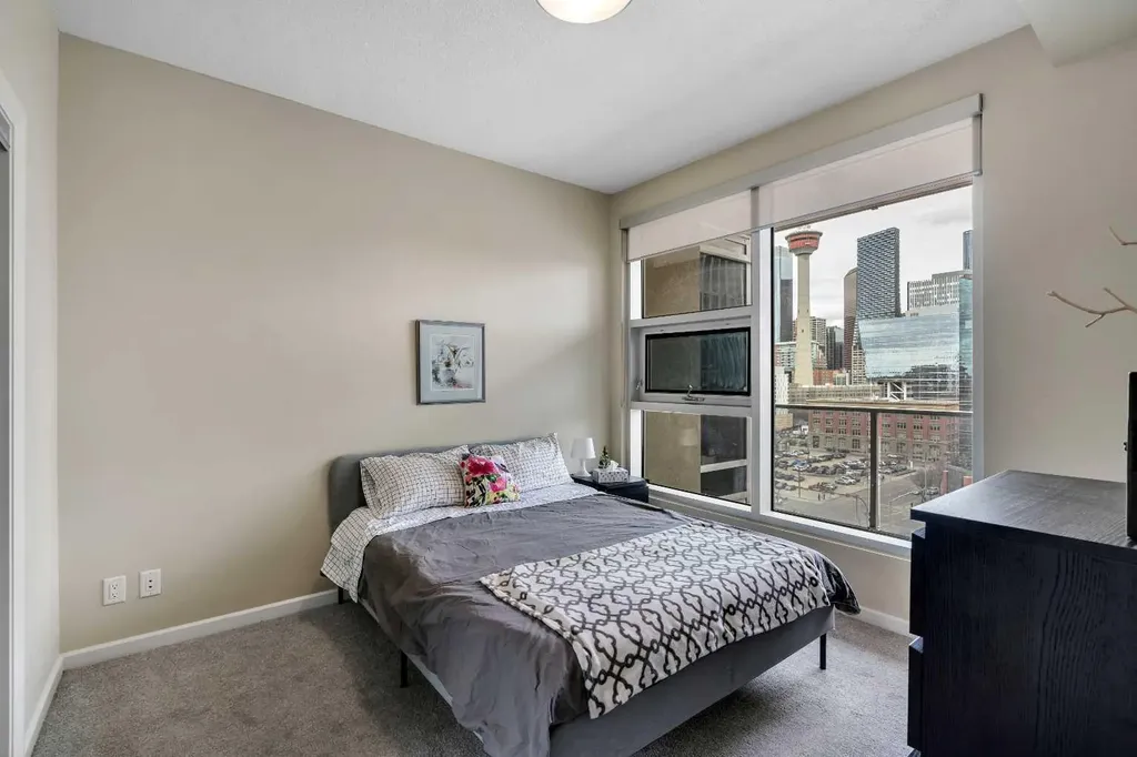 211 13 Avenue SE Calgary AB T2G 1E1