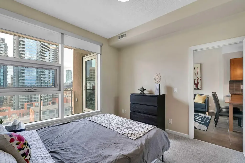 211 13 Avenue SE Calgary AB T2G 1E1