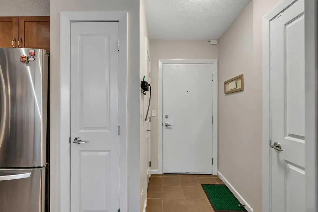 211 13 Avenue SE Calgary AB T2G 1E1