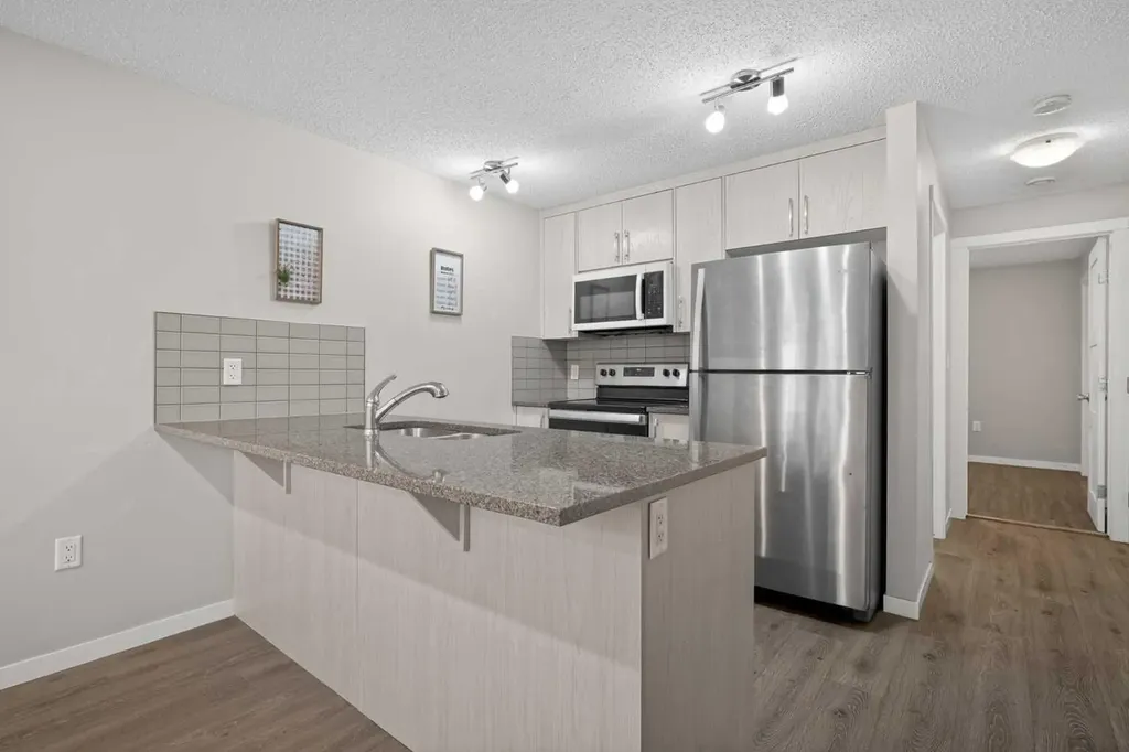 7451 Falconridge Boulevard NE Calgary AB T3J 0Z8