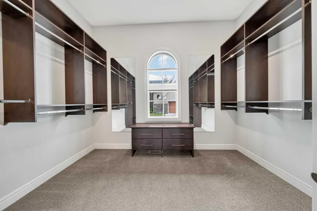 347 Tuscany Estates Rise NW Calgary AB T3L 0C8