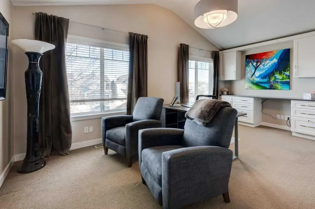 88 Copperstone Gate SE Calgary AB T2Z 4S2