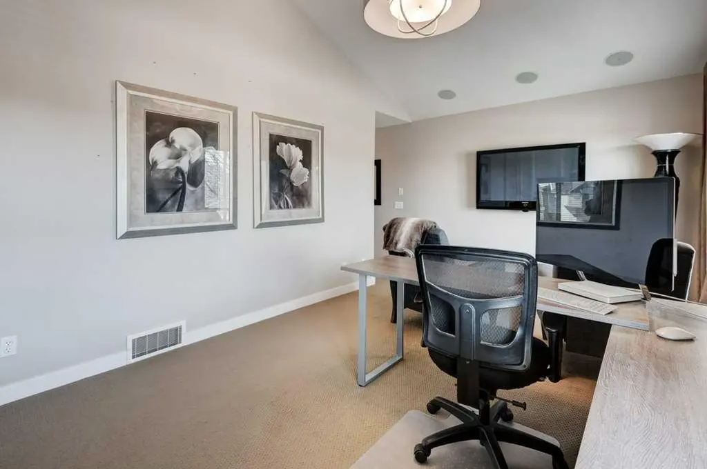88 Copperstone Gate SE Calgary AB T2Z 4S2