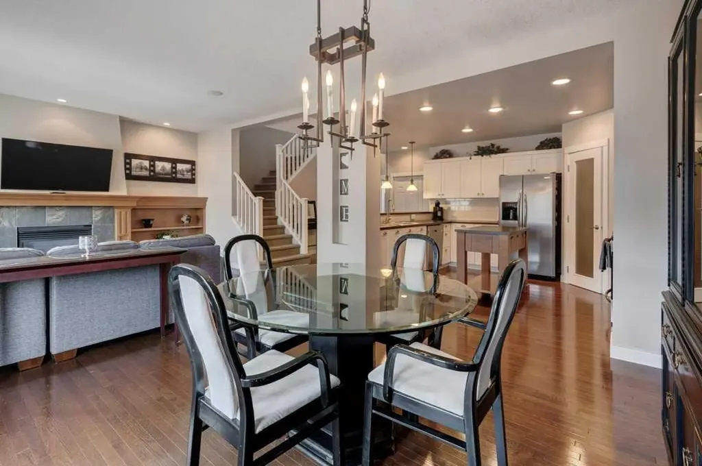 88 Copperstone Gate SE Calgary AB T2Z 4S2