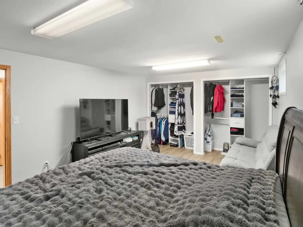 5228 41 Street Crescent Innisfail AB T4G 1W5