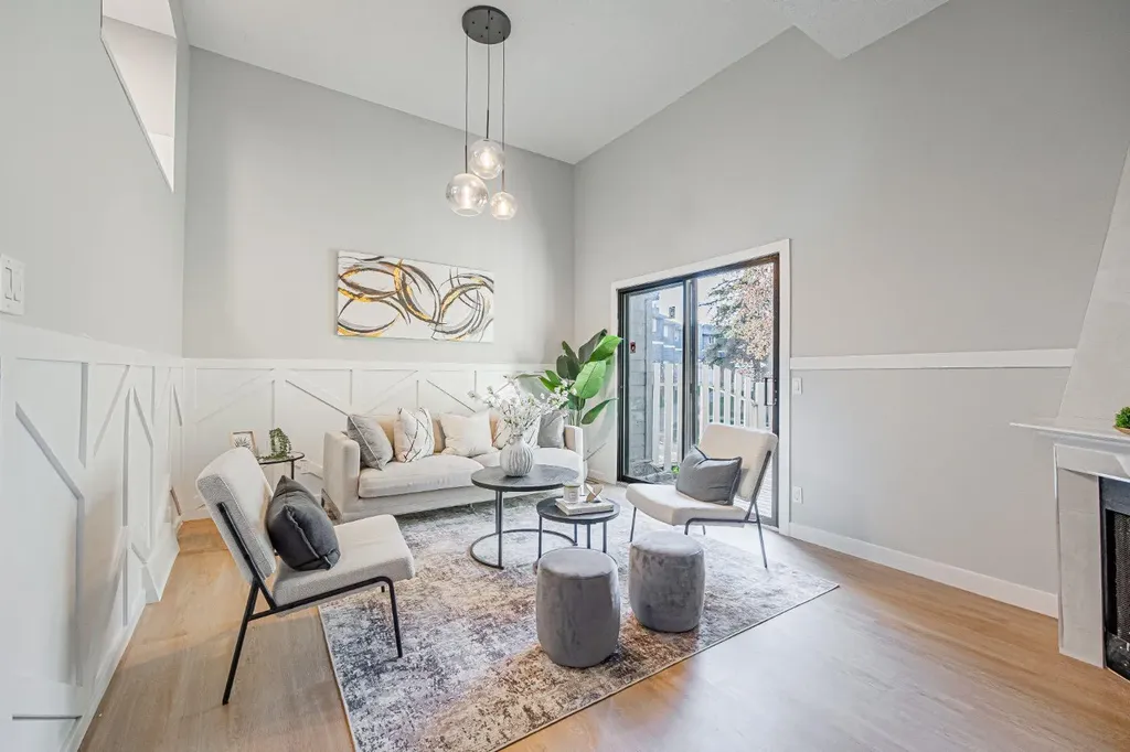 919 38 Street NE Calgary AB T2A6E1