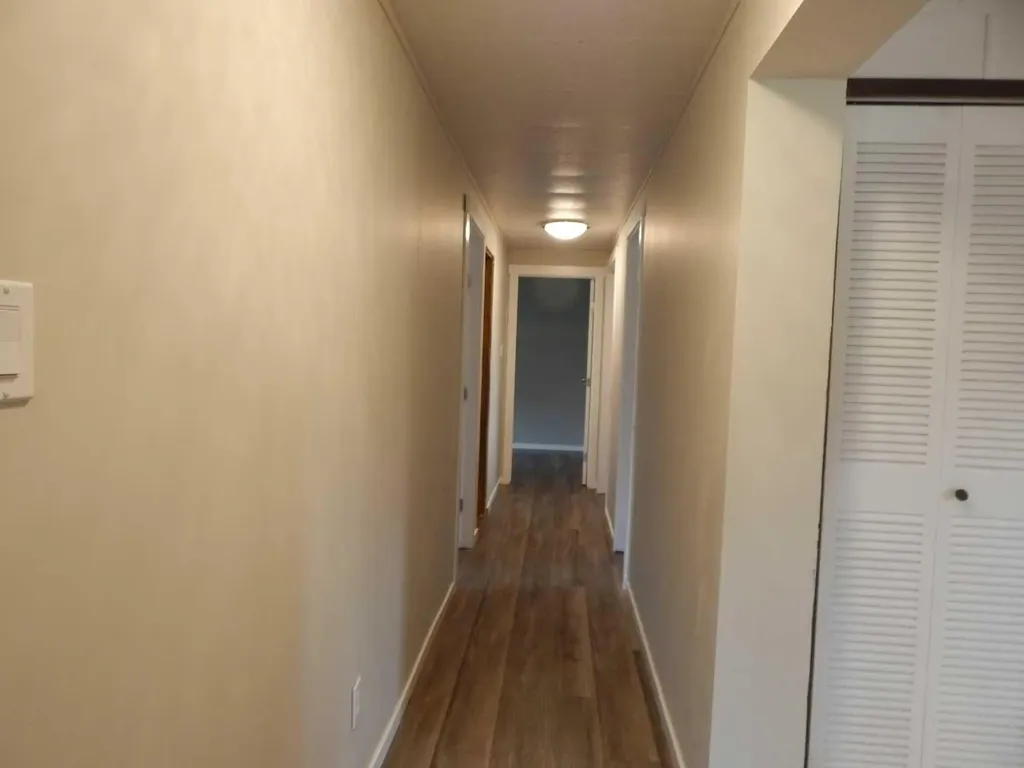 2222 21 Street Bowden AB T0M 0K0