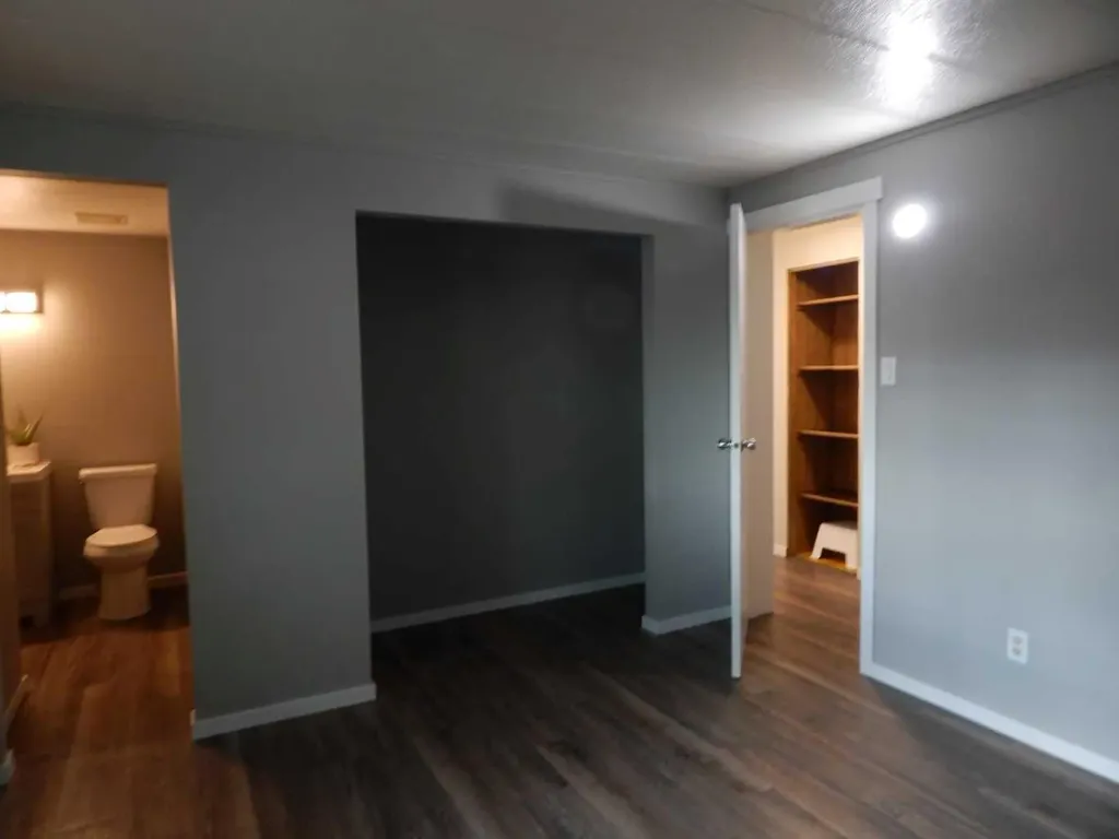 2222 21 Street Bowden AB T0M 0K0