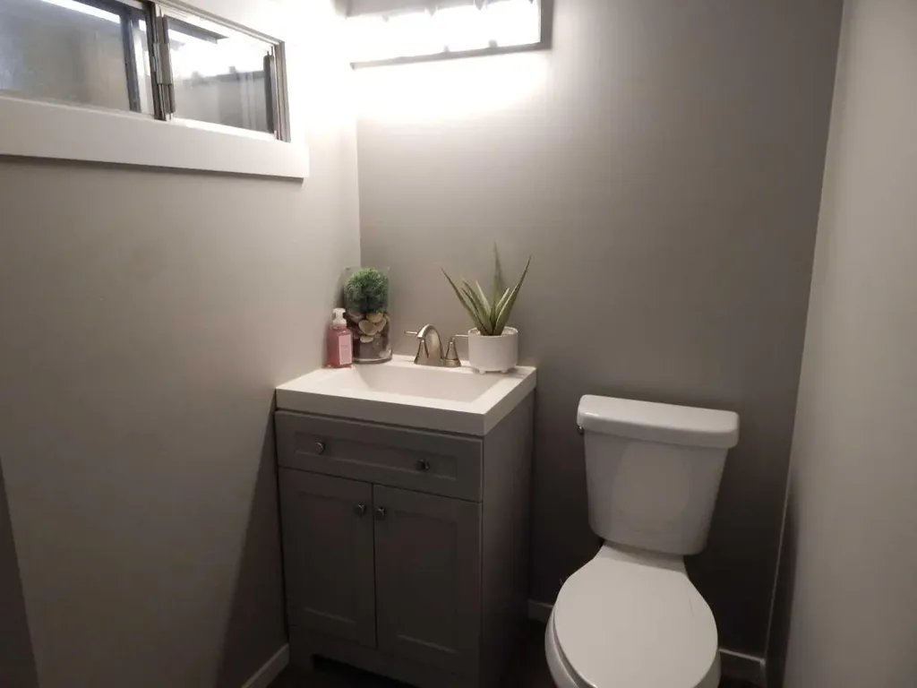 2222 21 Street Bowden AB T0M 0K0