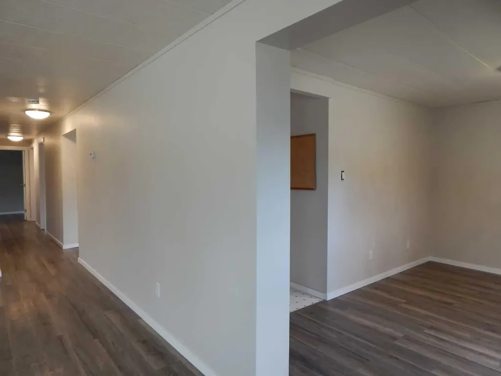 2222 21 Street Bowden AB T0M 0K0