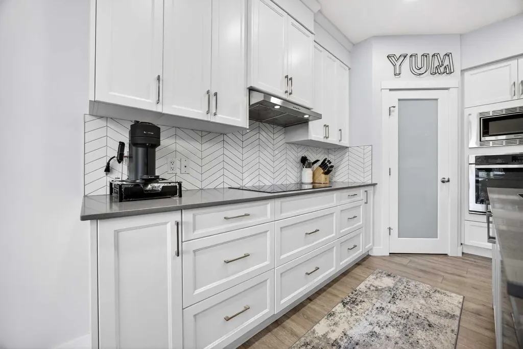 68 Nolancrest Circle NW Calgary AB T3R 0T8