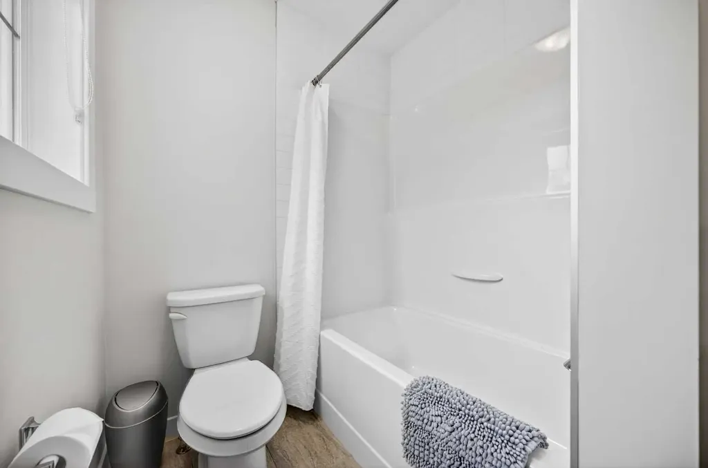 68 Nolancrest Circle NW Calgary AB T3R 0T8