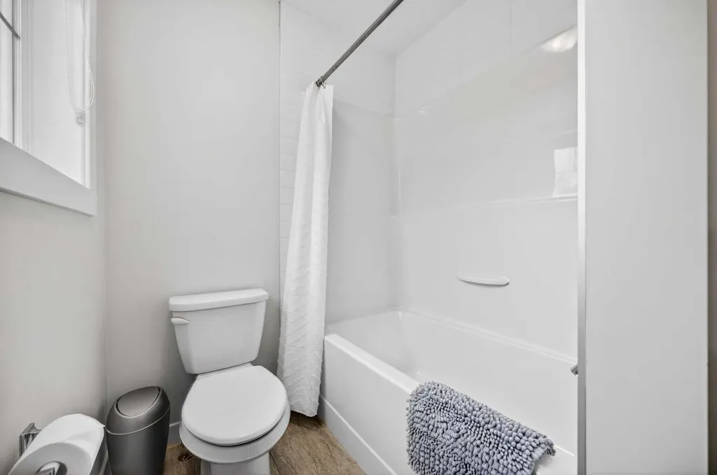 68 Nolancrest Circle NW Calgary AB T3R 0T8
