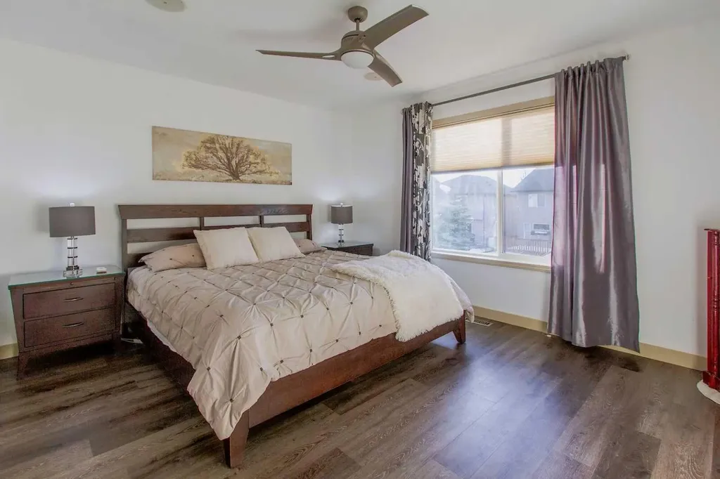 23 Cougar Ridge Link SW Calgary AB T3H 5L4